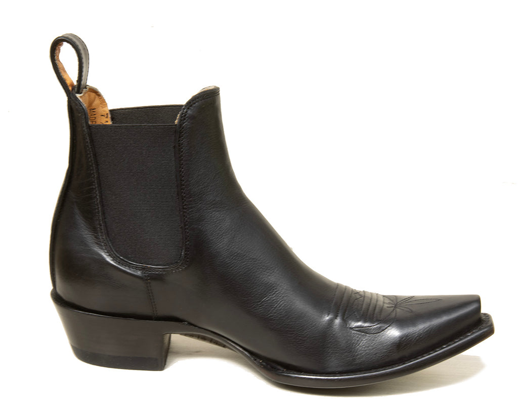 T4 Black ankle low heel